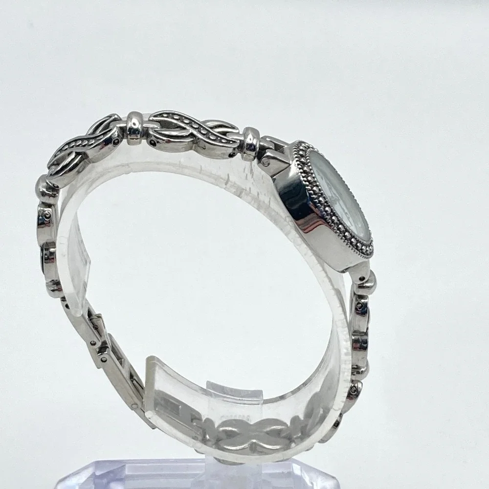 Details Women's Watch 20mm Silver Tone Oval w/Extender New Battery 6.75